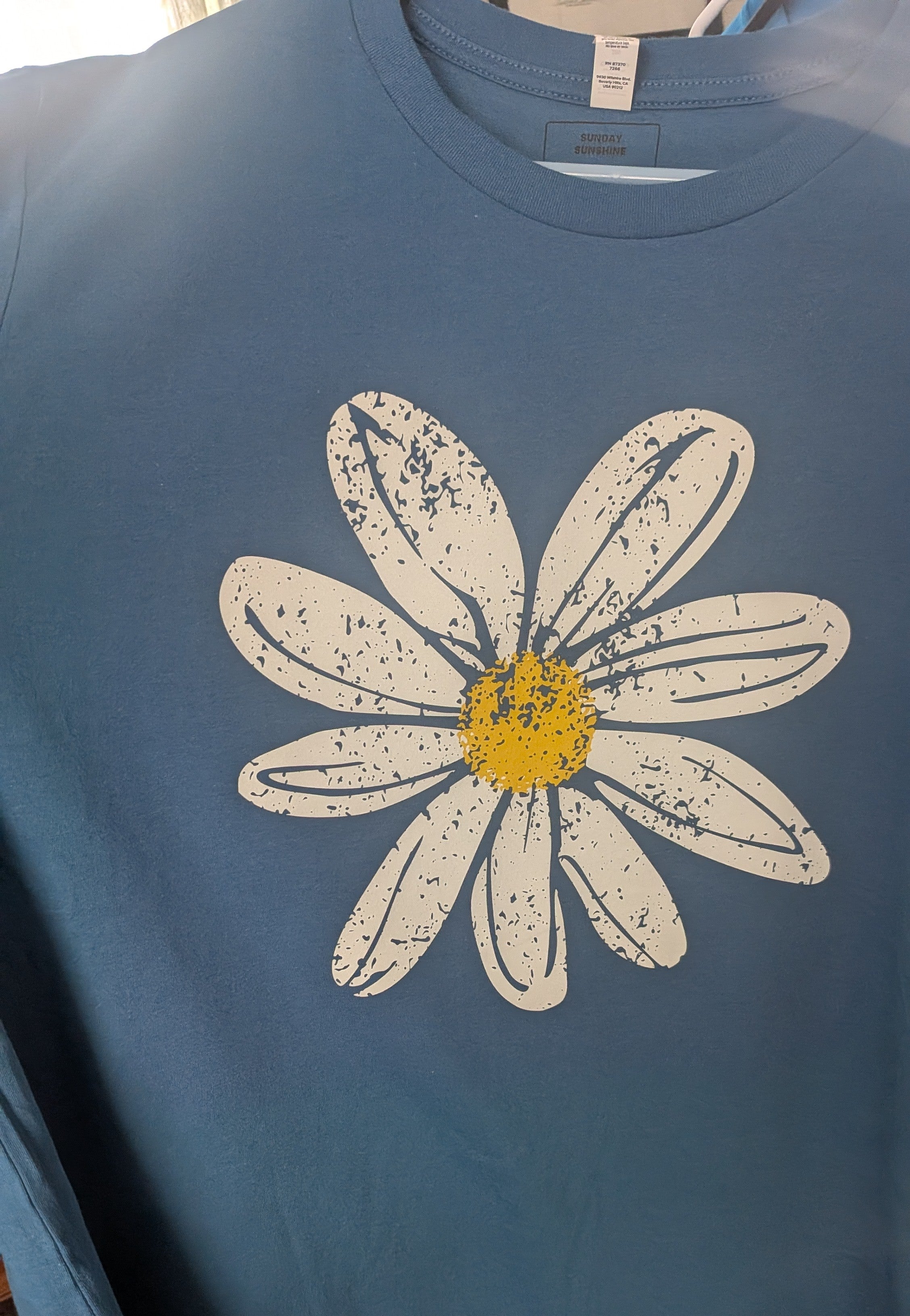 Daisy Tee