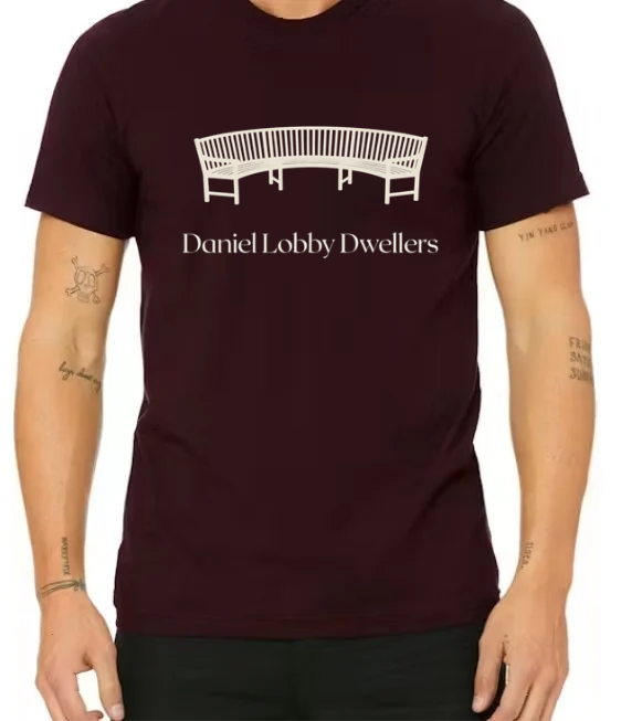 AU Daniel Lobby Tee